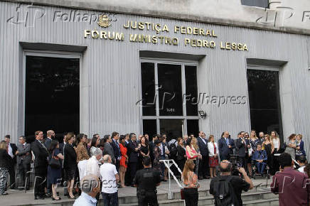Ato em frente ao prdio da Justia Federal na av. Paulista, em SP, em solidariedade a juza atacada