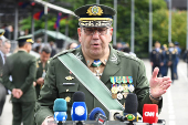 Comandante Militar Guido Amin Navez Participou do Dia do Exrcito em SP
