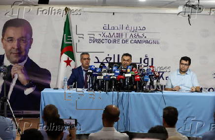 Presidential candidate Youcef Aouchiche press conference in Algiers