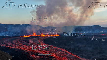 Volcano eruption near Grindavik