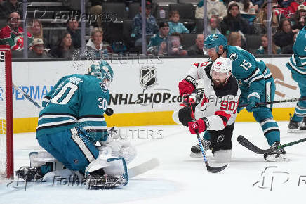 NHL: New Jersey Devils at San Jose Sharks