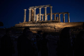 Greece showcases ancient temple of Poseidon in Cape Sounion with new lighting