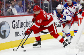 NHL: New York Rangers at Detroit Red Wings