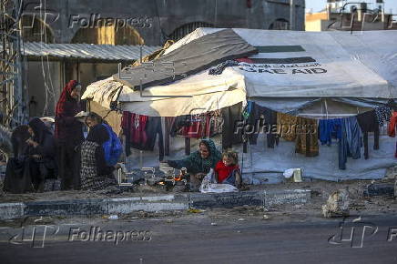 Internally displaced Palestinians in Deir Al Balah, Gaza Strip