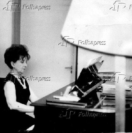 1965A pianista Magdalena Tagliaferro.