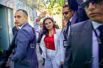 Vicepresidenta de Ecuador asiste a audiencia judicial en Quito