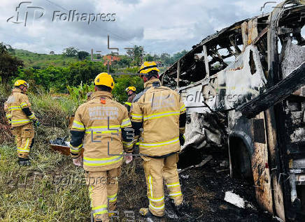 Mueren al menos 22 personas en un accidente de autobs en Brasil