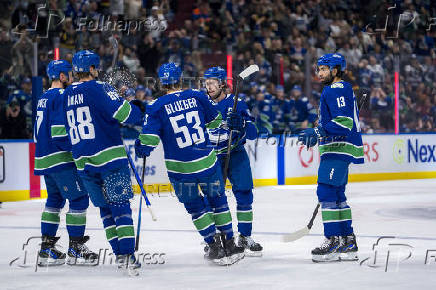 NHL: Edmonton Oilers at Vancouver Canucks