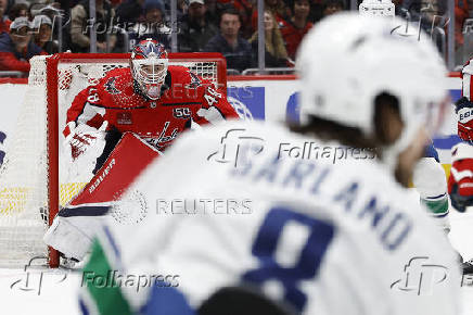 NHL: Vancouver Canucks at Washington Capitals