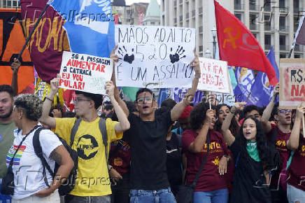 Protesto contra aumento das tarifas de nibus e metr de SP