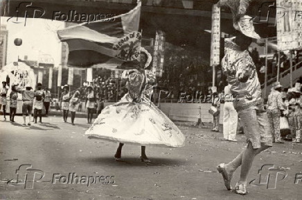 Carnaval 1971 - Desfile da Nen de Vila Matilde em So Paulo