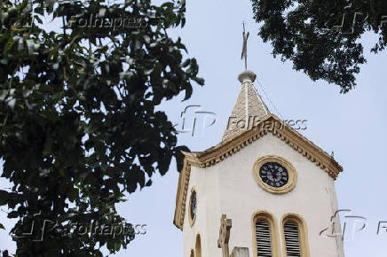 Relgio icnico da parquia So Joo Batista do Brs