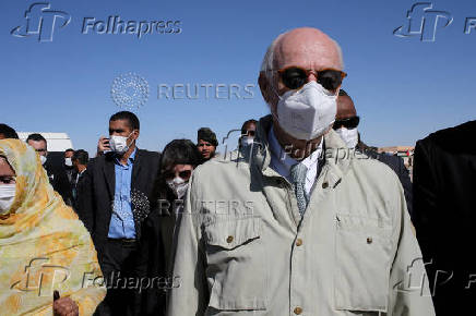 FILE PHOTO: U.N. Western Sahara envoy Staffan de Mistura visits the Smara refugee camp in Tindouf