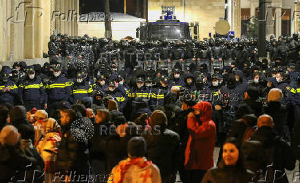 Georgian opposition supporters protest against government's EU application delay