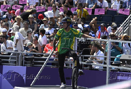 Brasileiro Gustavo de Oliveira no ciclismo BMX