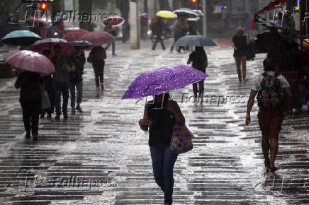 Chuva na regio central de So Paulo