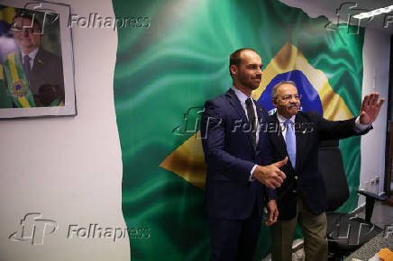 Eduardo Bolsonaro (PSL-SP) em visita ao senador Chico Rodrigues (DEM-RR)