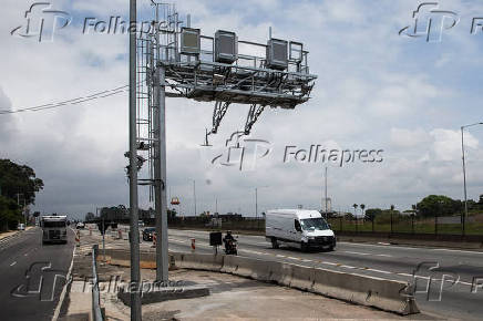 Radar free flow na rodovia presidente Dutra