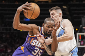 NBA: Phoenix Suns at Atlanta Hawks