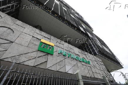  Fachada do edifcio da sede da Petrobras, no centro do Rio de Janeiro