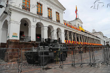 El palacio de Gobierno de Ecuador amanece con un fuerte resguardo policial