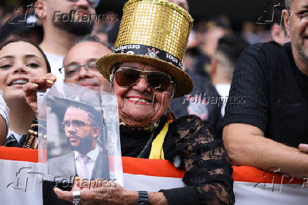 Corinthians e Atltico-GO pelo Campeonato Brasileiro