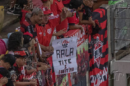 partida entre flamengo e athletico