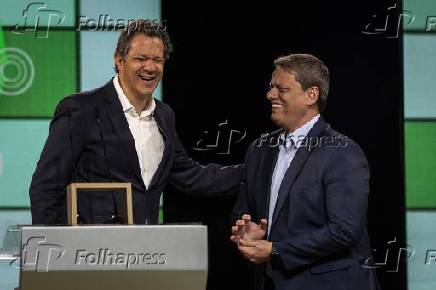 Folhapress Fotos Fernando Haddad E Tarc Sio De Freitas Durante Debate