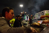 Apoiadores de Jair Bolsonaro fecham parte da pista expressa da marginal Tiet