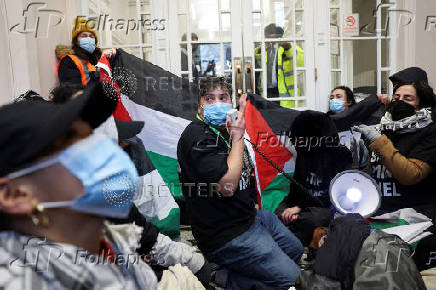 Protest in central London in solidarity with Palestinians