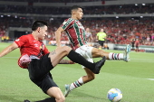 Partida entre o athletico contra o fluminense pelo campeonato brasileiro da srie a