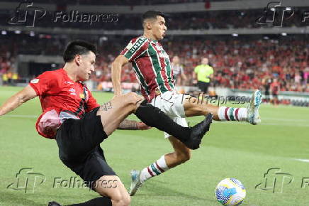 Partida entre o athletico contra o fluminense pelo campeonato brasileiro da srie a