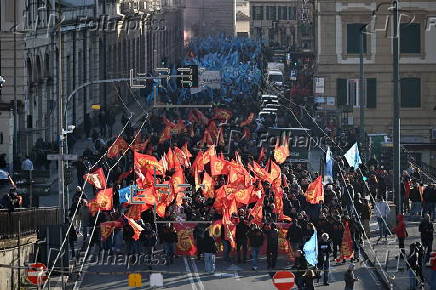 Nationwide general strike in Italy against the government's budget plan