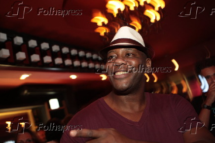  O rapper Thogun Teixeira na comemorao dos quarto anos da festa Gambiarra