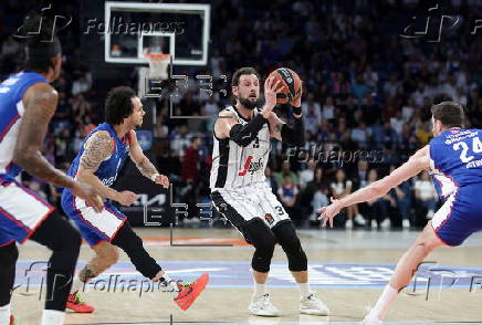 EuroLeague Basketball - Anadolu Efes vs Virtus Bologna
