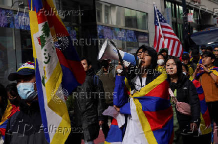 Folhapress - Fotos - Protest During The APEC CEO Summit In San Francisco