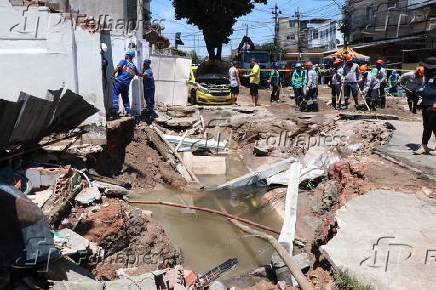 Idosa/morre/rompimento/de adutora/rio