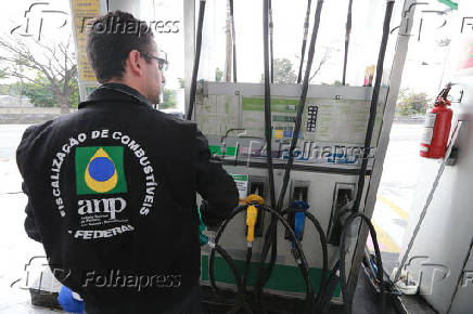 Procon e ANP fiscalizam postos de combustveis
