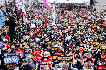 Protesters attend a rally against South Korea's impeached President Yoon Suk Yeol in Seoul