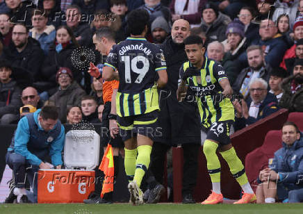 Premier League - Aston Villa v Manchester City