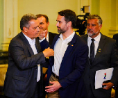 EDUARDO LEITE RECEBE MINISTRO DA CASA CIVIL, RUI COSTA, ACOMPANHADO DE COMITIVA DO GOVERNO FEDERAL, NO PALACIO PIRATINI