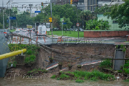 Chuva causa estragos em Porto Alegre (RS)