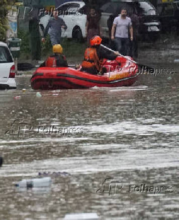 Alagamento na zona oeste de SP