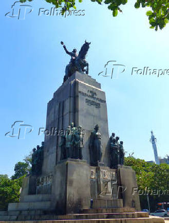 Monumento de Marechal Deodoro da Fonseca na praa Paris