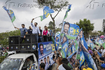 O prefeito e candidato Ricardo Nunes (MDB), faz carreata em SP