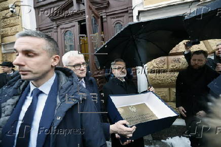 Russia closes Polands consulate in St. Petersburg