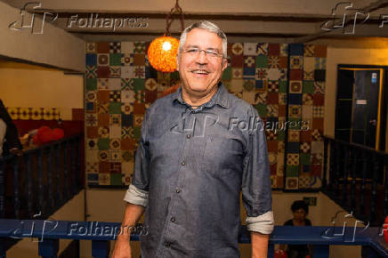 Festa de aniversrio de Alexandre Padilha no restaurante Dona Quentinha (SP)
