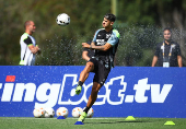 Copa Libertadores - Final - Atletico Mineiro v Botafogo - Botafogo training