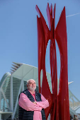 El escultor uruguayo Pablo Atchugarry toma la Ciudad de las Artes y las Ciencias de Valncia con la exposicin 