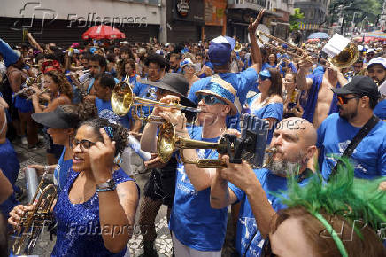 Bloco Charanga faz a largada do Carnaval em So Paulo 